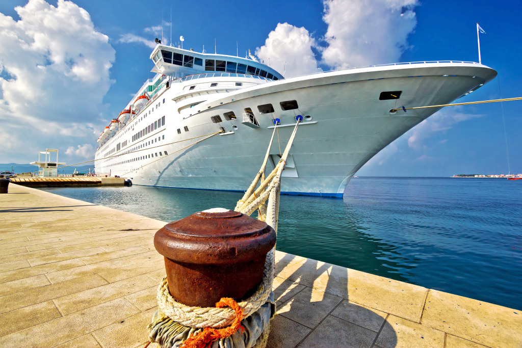 Cruise Ship in Zadar, Croatia jigsaw puzzle in Puzzle of the Day puzzles on TheJigsawPuzzles.com