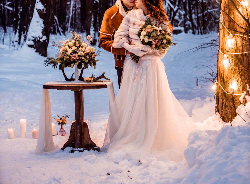 Winter Wedding jigsaw puzzle in People puzzles on TheJigsawPuzzles.com