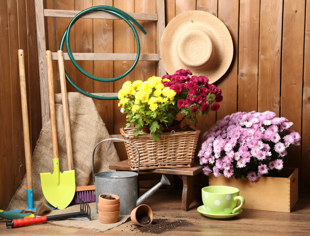 Gardening Tools jigsaw puzzle in Flowers puzzles on TheJigsawPuzzles.com