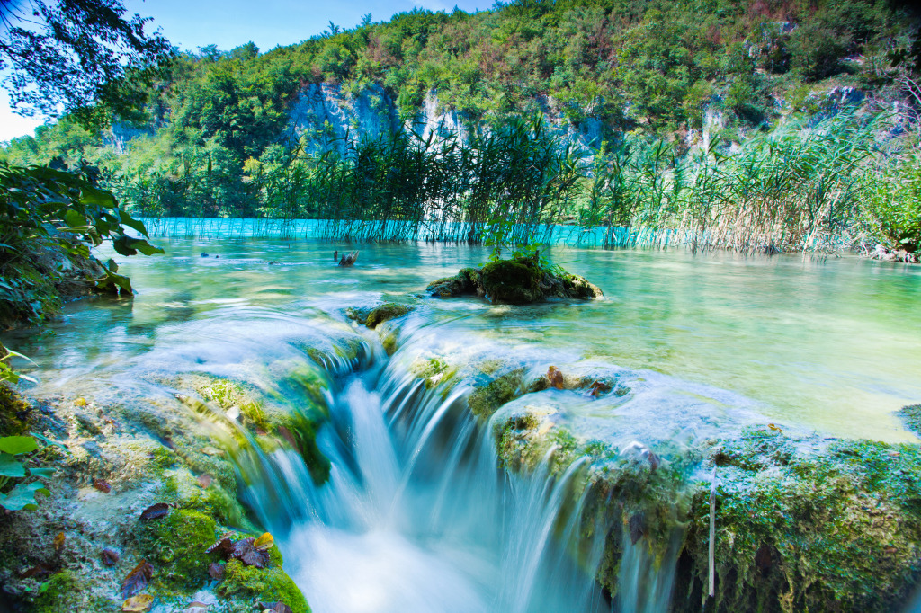 Plitvice Lakes National Park, Croatia jigsaw puzzle in Waterfalls puzzles on TheJigsawPuzzles.com