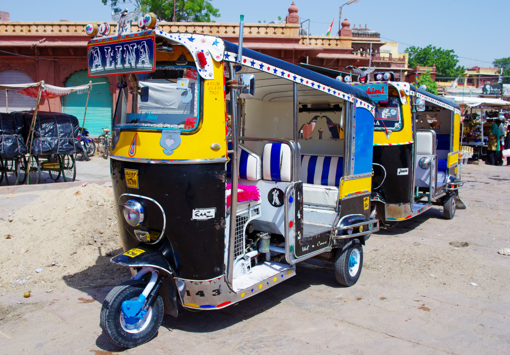 Auto Rickshaws in Jodhpur, India jigsaw puzzle in Cars & Bikes puzzles on TheJigsawPuzzles.com