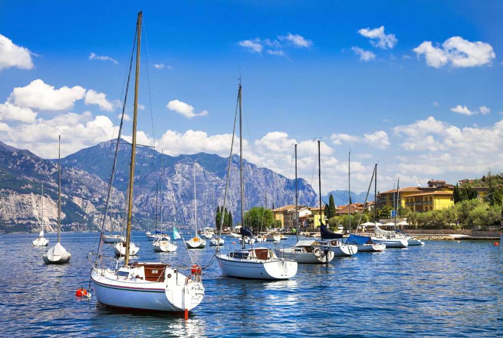 Lago di Garda, Italy jigsaw puzzle in Great Sightings puzzles on TheJigsawPuzzles.com