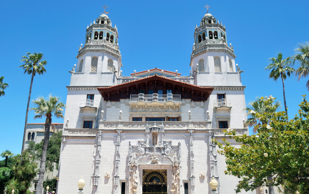 Hearst Castle, San Simeon CA jigsaw puzzle in Castles puzzles on TheJigsawPuzzles.com