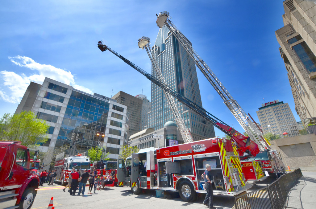 Fire Engine in Montreal, Canada jigsaw puzzle in Cars & Bikes puzzles on TheJigsawPuzzles.com