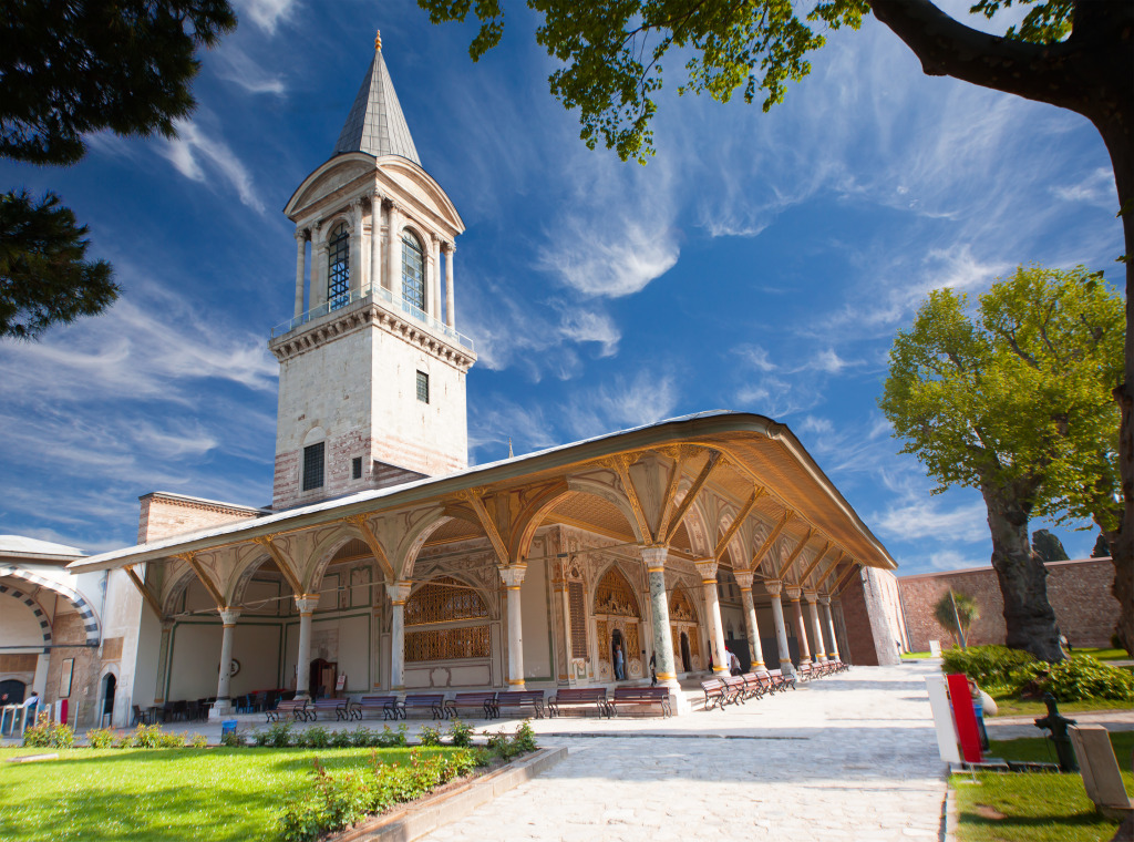 Topkapi Palace, Istanbul, Turkey jigsaw puzzle in Castles puzzles on TheJigsawPuzzles.com