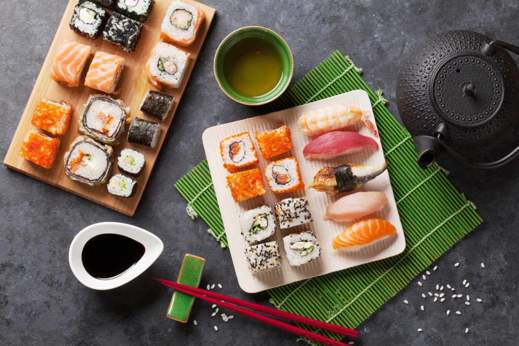 Sushi and Maki jigsaw puzzle in Food & Bakery puzzles on TheJigsawPuzzles.com