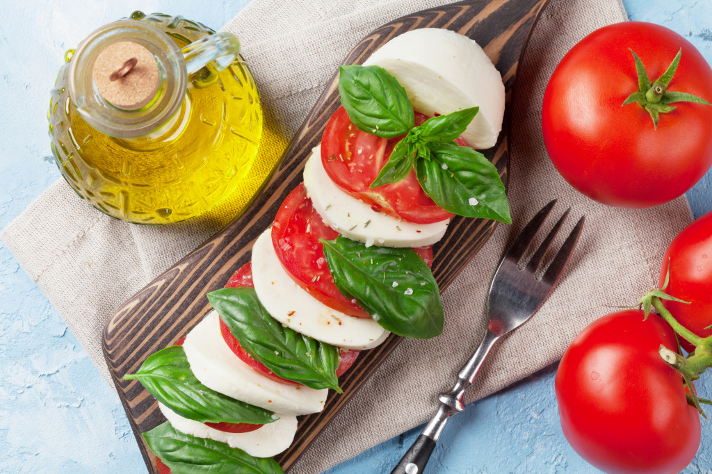 Caprese Salad jigsaw puzzle in Food & Bakery puzzles on TheJigsawPuzzles.com