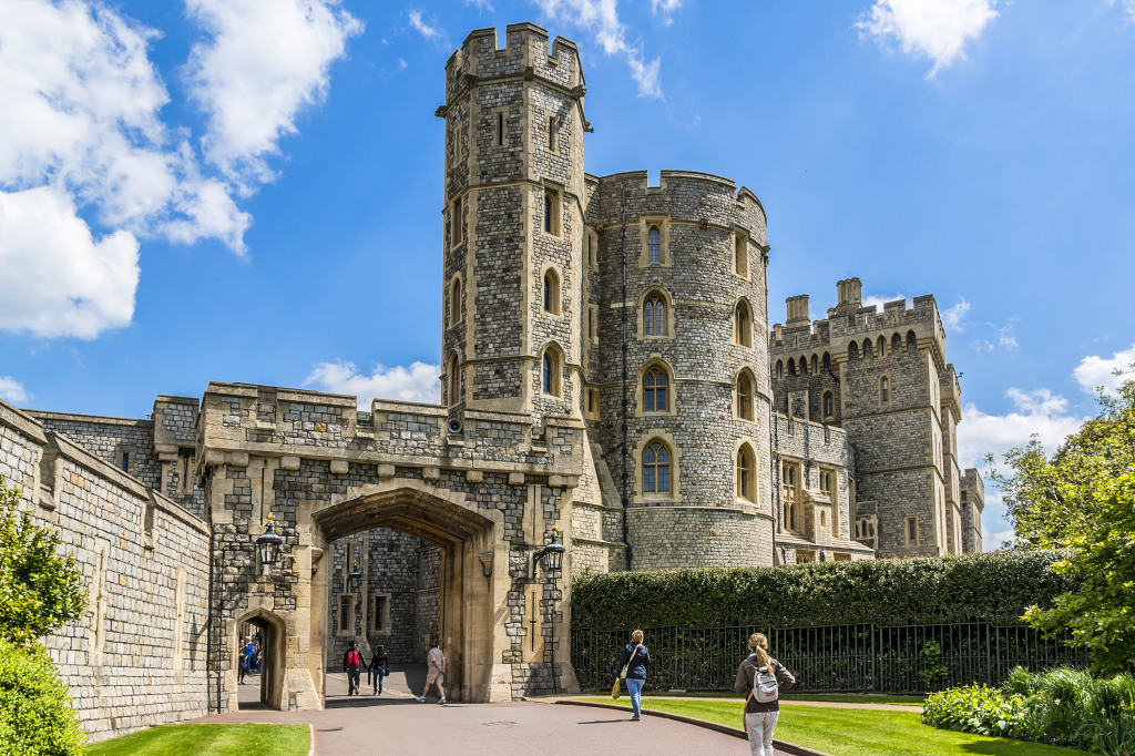 Windsor Castle, England jigsaw puzzle in Castles puzzles on TheJigsawPuzzles.com