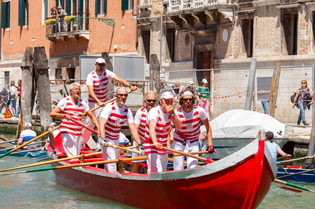 Vogalonga Regatta in Venice jigsaw puzzle in People puzzles on TheJigsawPuzzles.com