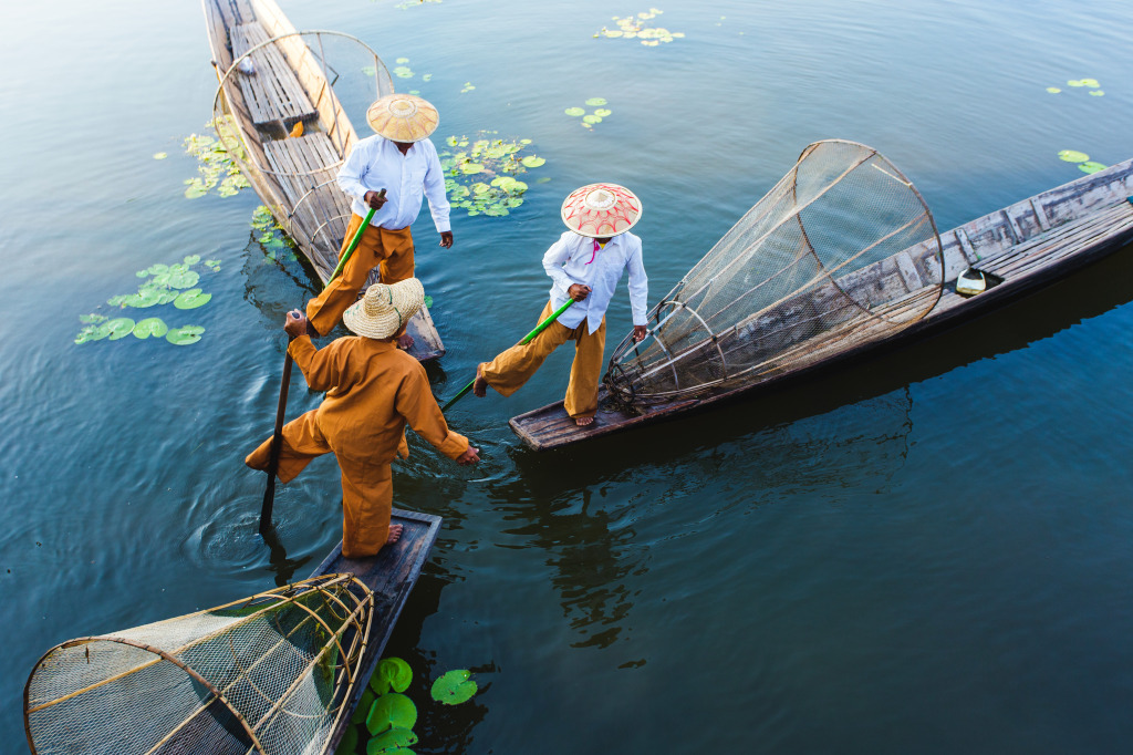 Intha Fishermen, Myanmar jigsaw puzzle in People puzzles on TheJigsawPuzzles.com