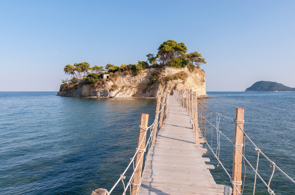 Wooden Bridge to Cameo Island, Greece jigsaw puzzle in Bridges puzzles on TheJigsawPuzzles.com