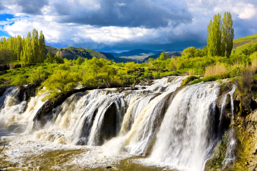 Muradiye Waterfalls, Turkey jigsaw puzzle in Waterfalls puzzles on TheJigsawPuzzles.com