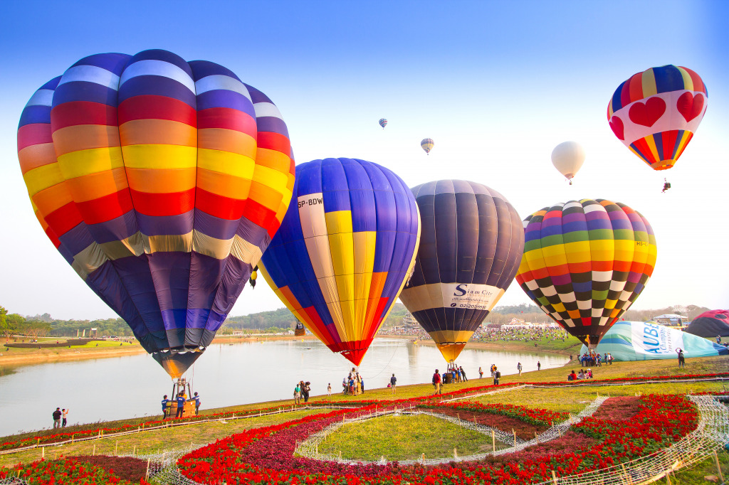 International Balloon Fiesta, Chiangrai, Thailand jigsaw puzzle in Aviation puzzles on TheJigsawPuzzles.com