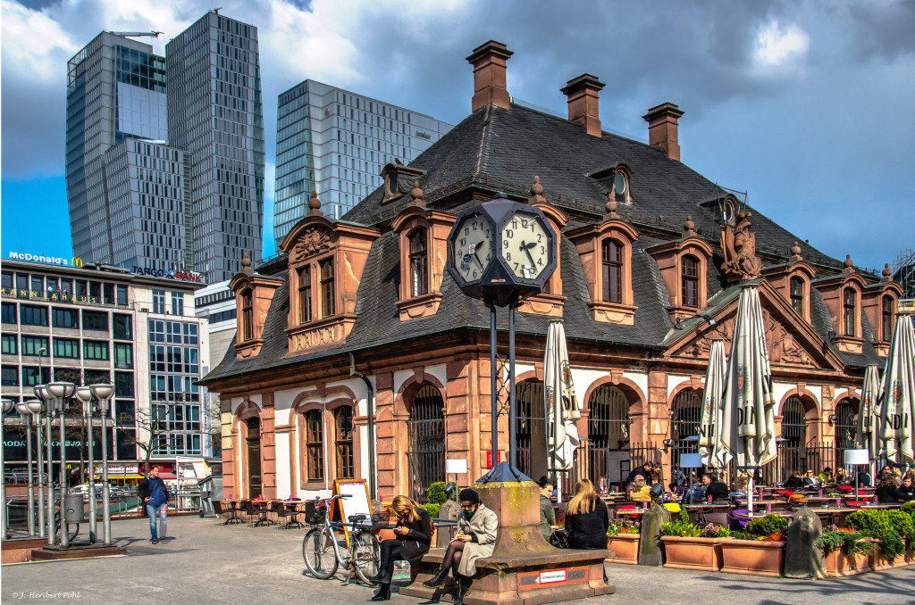 Main Guard Building, Frankfurt jigsaw puzzle in Street View puzzles on TheJigsawPuzzles.com