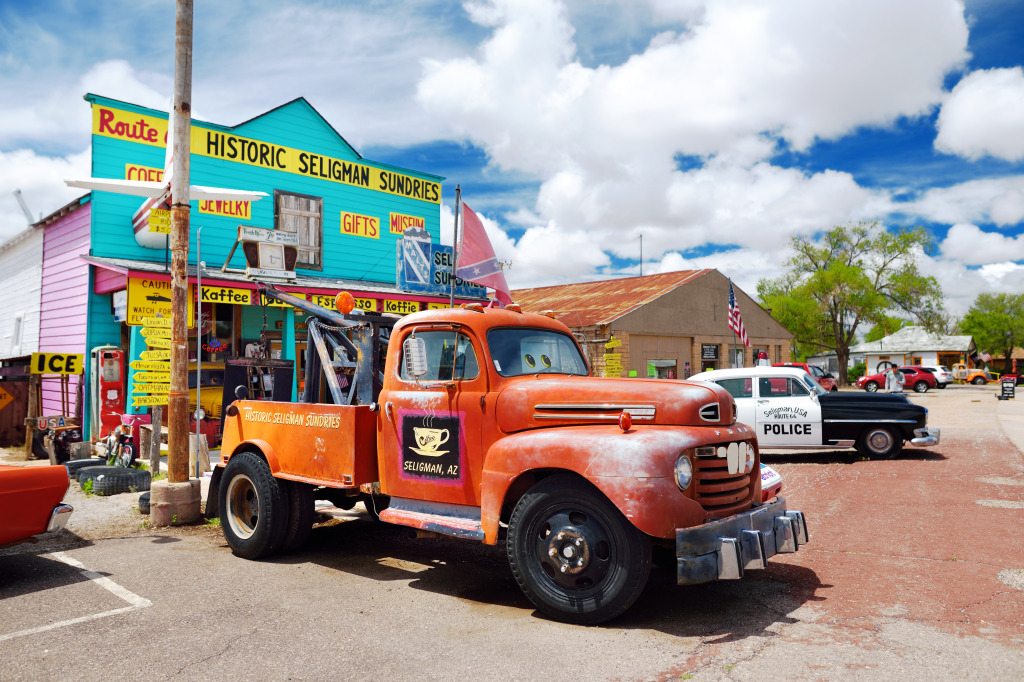 Route 66, Seligman, Arizona jigsaw puzzle in Cars & Bikes puzzles on TheJigsawPuzzles.com