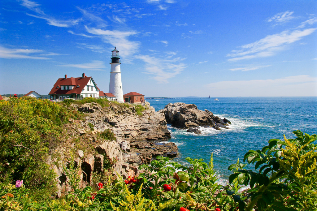 Portland Head Light, Fort Williams jigsaw puzzle in Great Sightings puzzles on TheJigsawPuzzles.com