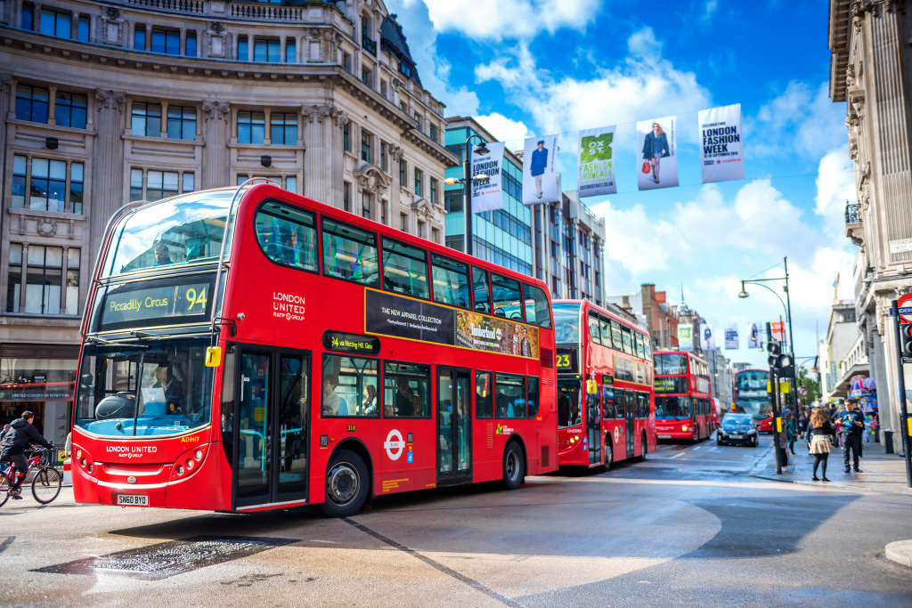 Oxford Street, London jigsaw puzzle in Street View puzzles on TheJigsawPuzzles.com