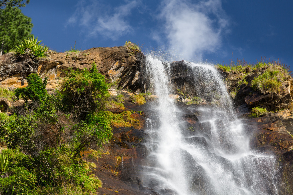 Rocky Waterfall jigsaw puzzle in Waterfalls puzzles on TheJigsawPuzzles.com