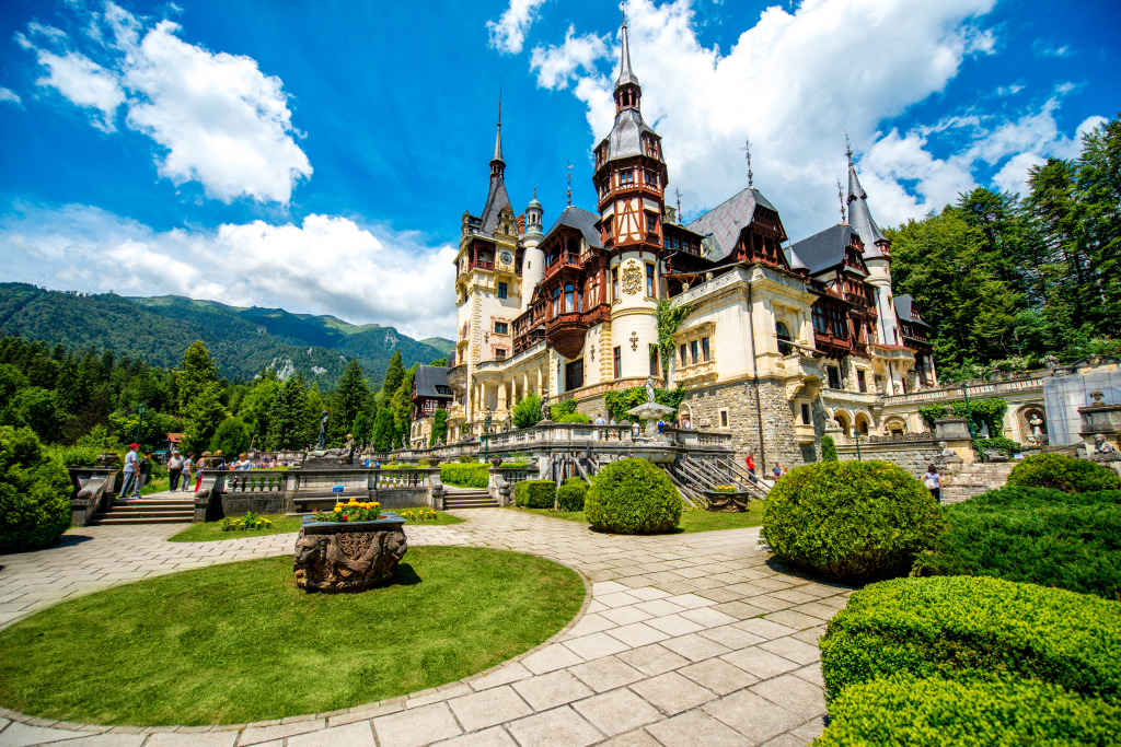 Peleș Castle and Garden, Romania jigsaw puzzle in Castles puzzles on TheJigsawPuzzles.com