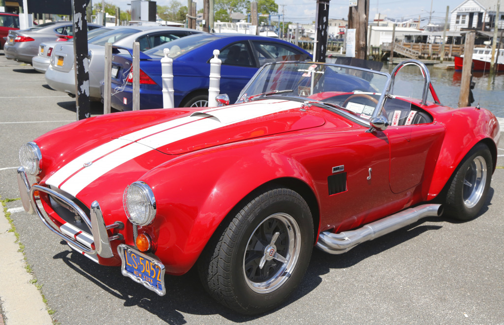 Cobra 427 in Freeport, New York jigsaw puzzle in Cars & Bikes puzzles on TheJigsawPuzzles.com