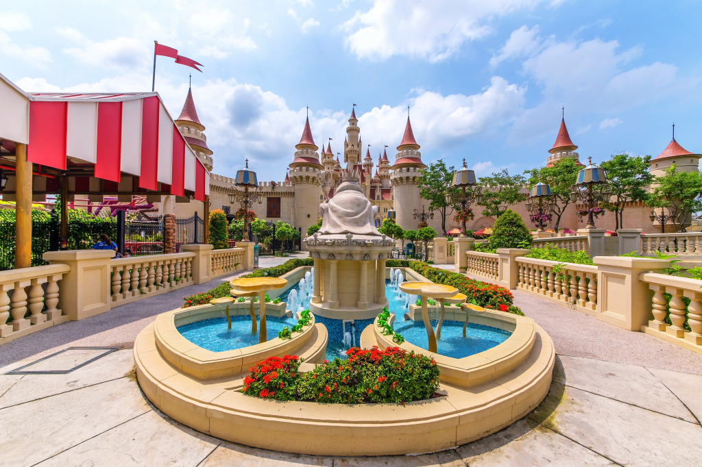 Universal Studios Singapore jigsaw puzzle in Castles puzzles on TheJigsawPuzzles.com