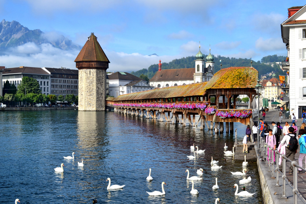 Chapel Bridge, Lucerne, Switzerland jigsaw puzzle in Bridges puzzles on TheJigsawPuzzles.com