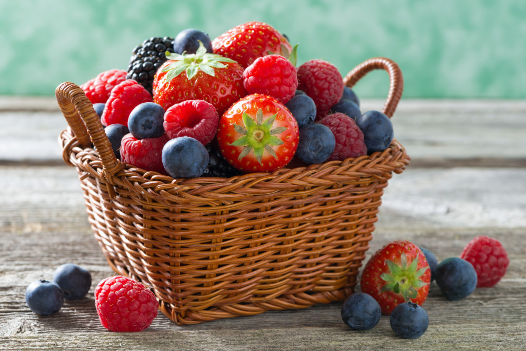 Basket of Berries jigsaw puzzle in Fruits & Veggies puzzles on TheJigsawPuzzles.com