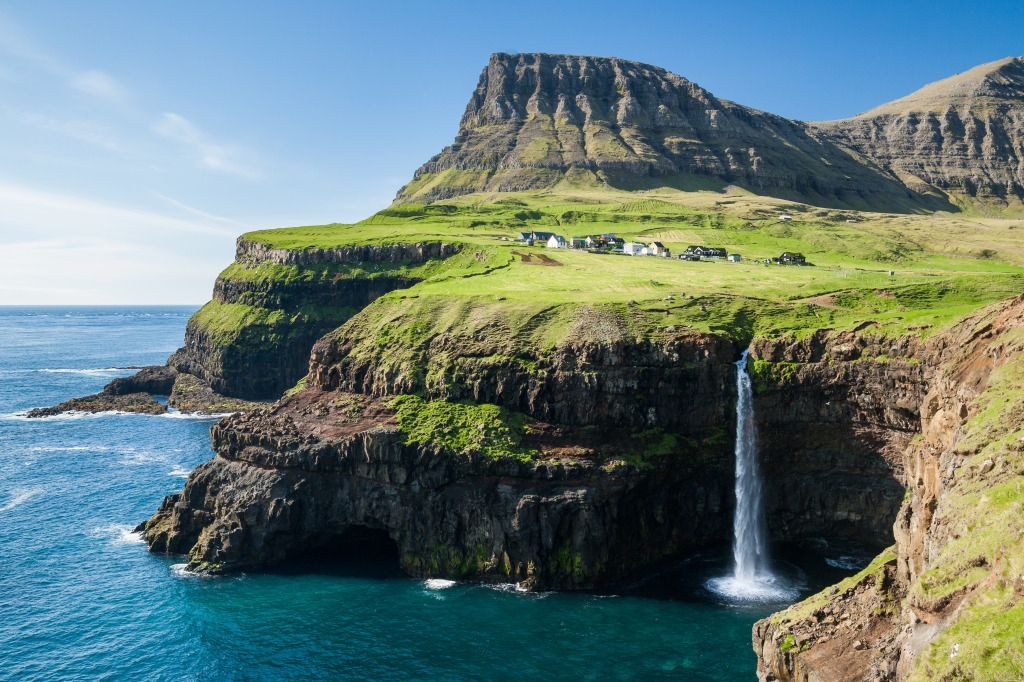 Waterfall on Faroe Islands jigsaw puzzle in Waterfalls puzzles on TheJigsawPuzzles.com