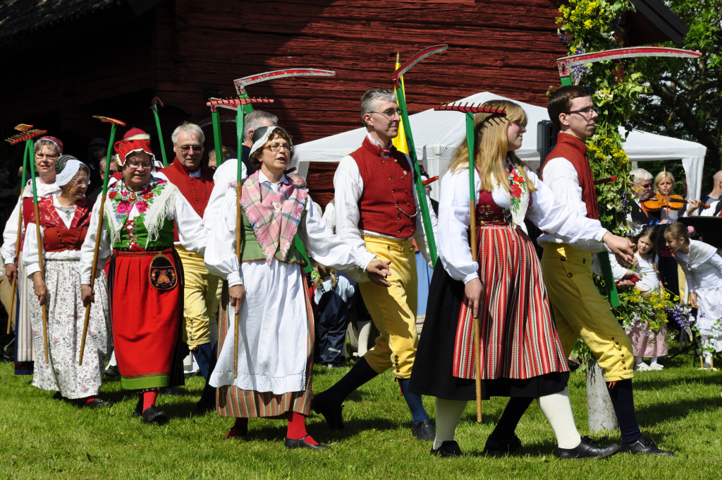 Folklore Ensemble of Sweden jigsaw puzzle in People puzzles on TheJigsawPuzzles.com