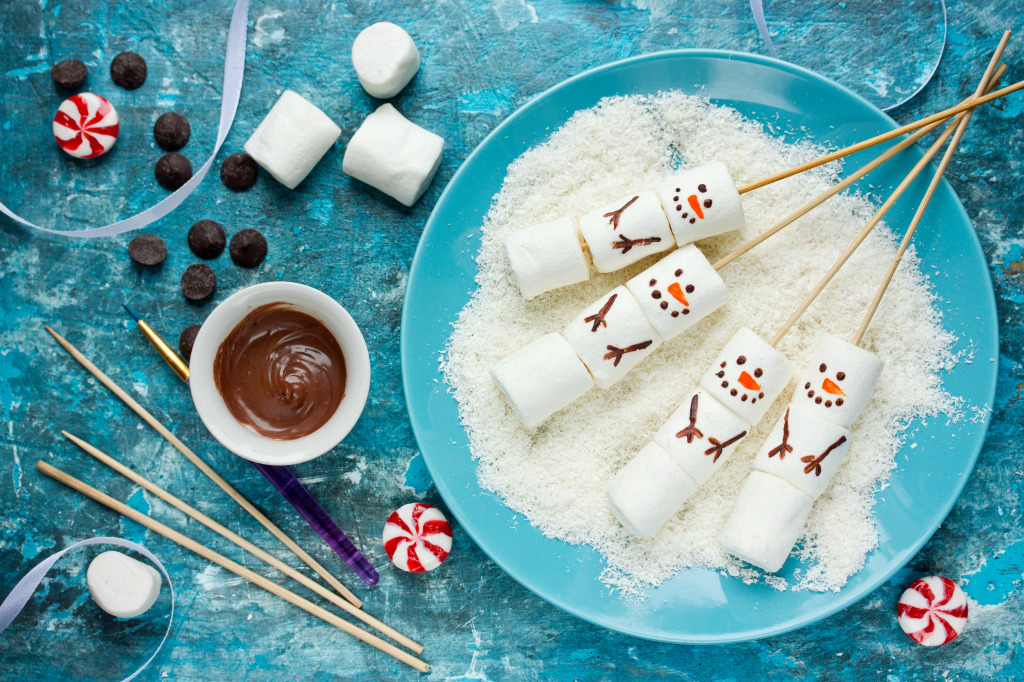 Snowman Marshmallow Pops jigsaw puzzle in Food & Bakery puzzles on TheJigsawPuzzles.com