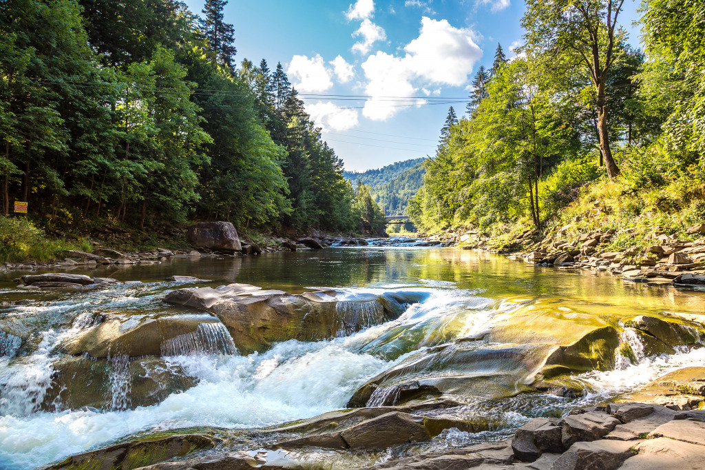 Yaremche, Carpathians, Ukraine jigsaw puzzle in Waterfalls puzzles on TheJigsawPuzzles.com