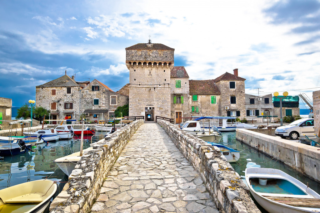 Kastel Gomilica, Split, Croatia jigsaw puzzle in Castles puzzles on TheJigsawPuzzles.com