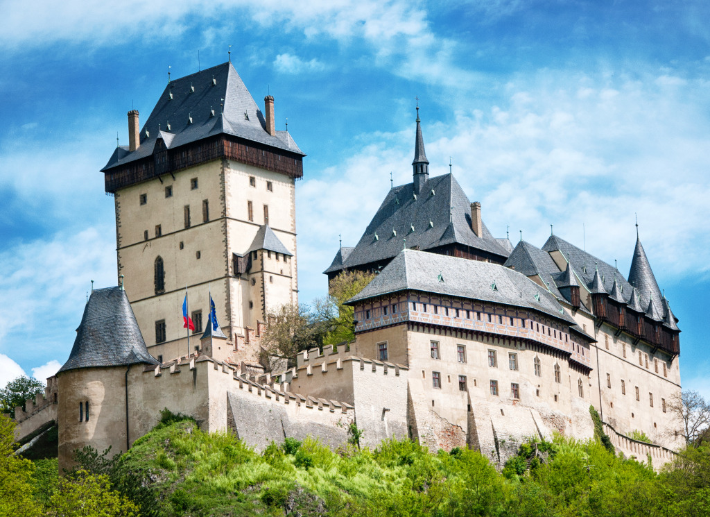 Hrad Karlstejn Castle, Czech Republic jigsaw puzzle in Castles puzzles on TheJigsawPuzzles.com