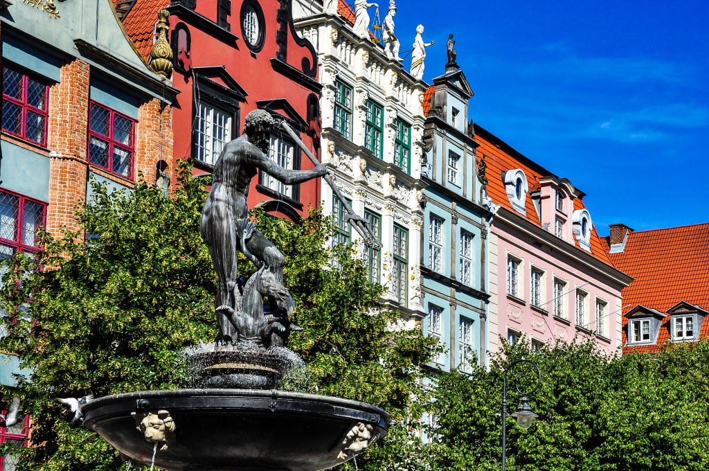 Fountain of Neptune, Gdansk, Poland jigsaw puzzle in Street View puzzles on TheJigsawPuzzles.com