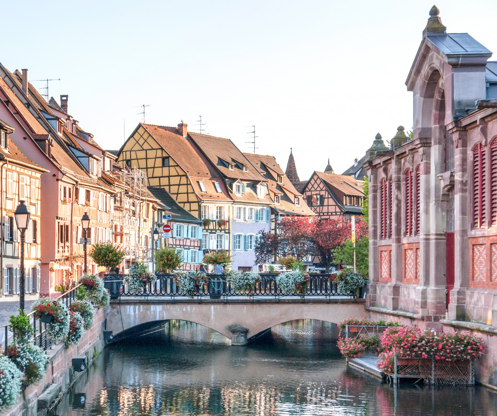 Old Town in Colmar, France jigsaw puzzle in Bridges puzzles on TheJigsawPuzzles.com