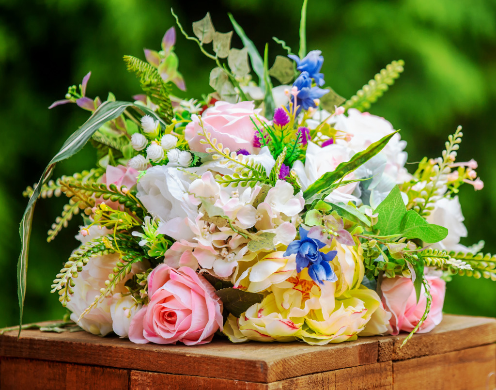 Wedding Bouquet jigsaw puzzle in Flowers puzzles on TheJigsawPuzzles.com