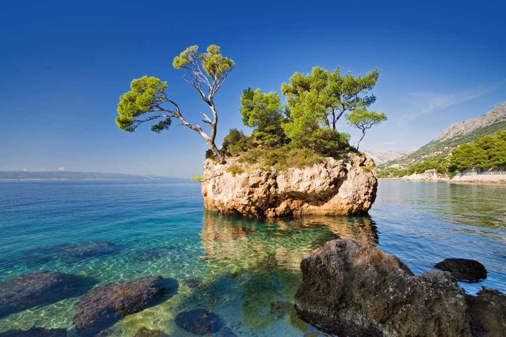 Brela, Croatia jigsaw puzzle in Great Sightings puzzles on TheJigsawPuzzles.com