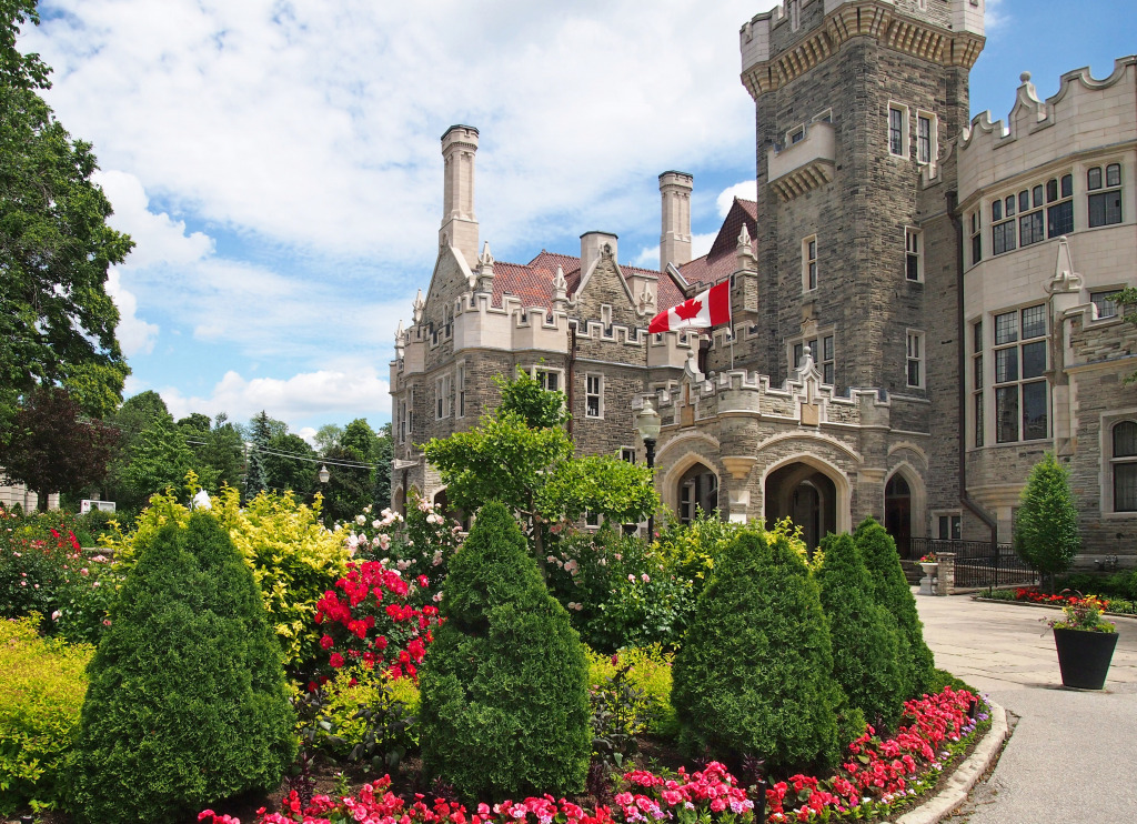 Casa Loma Garden, Toronto jigsaw puzzle in Castles puzzles on TheJigsawPuzzles.com