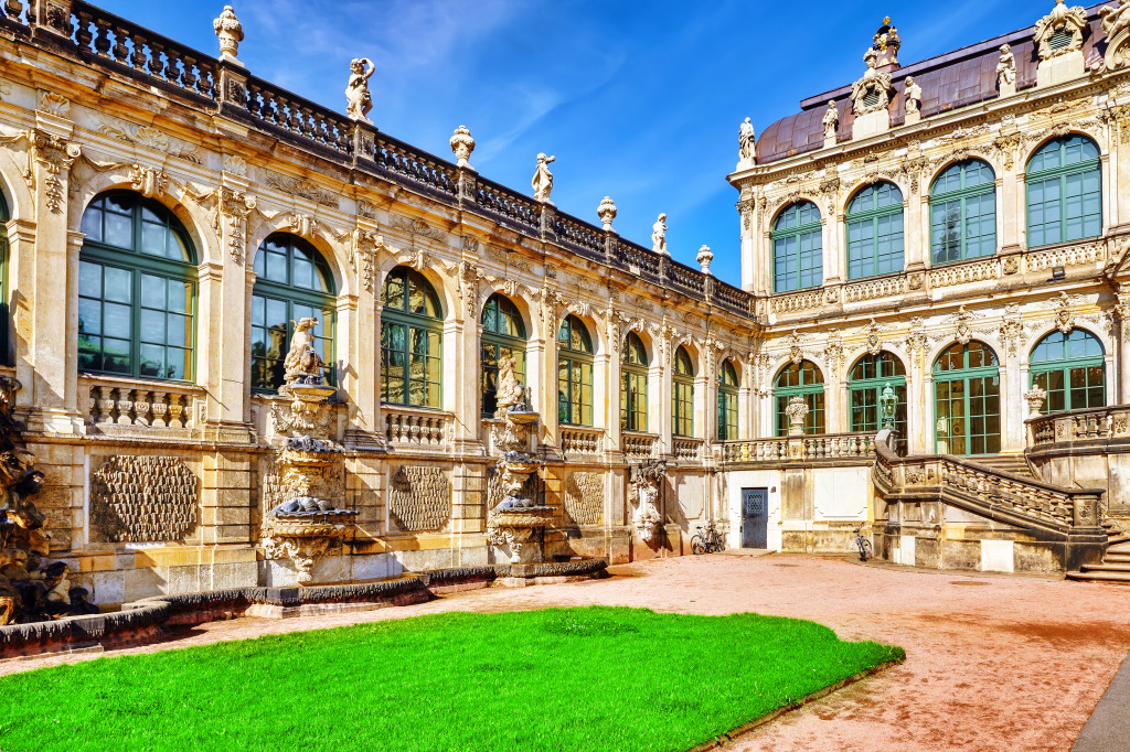 Court Zwinger Palace, Dresden, Germany jigsaw puzzle in Castles puzzles on TheJigsawPuzzles.com