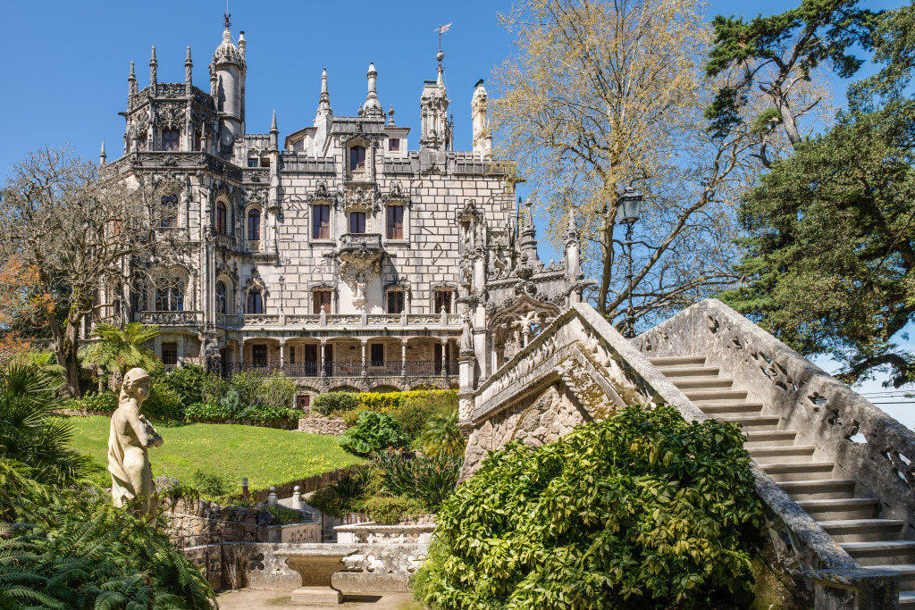 Quinta da Regaleira, Sintra, Portugal jigsaw puzzle in Castles puzzles on TheJigsawPuzzles.com