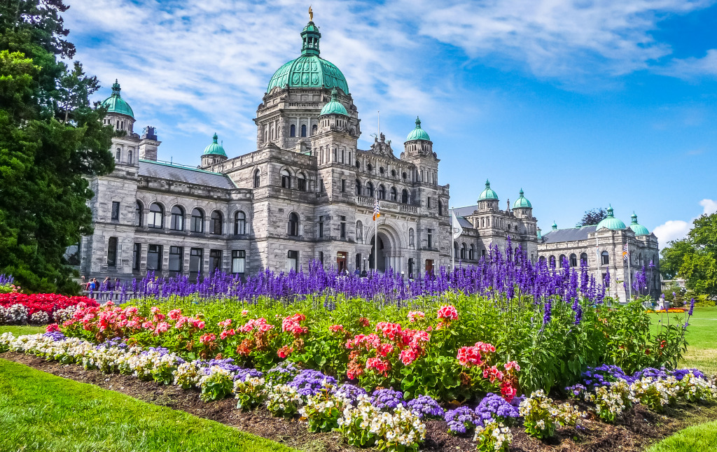 British Columbia Parliament Building jigsaw puzzle in Castles puzzles on TheJigsawPuzzles.com