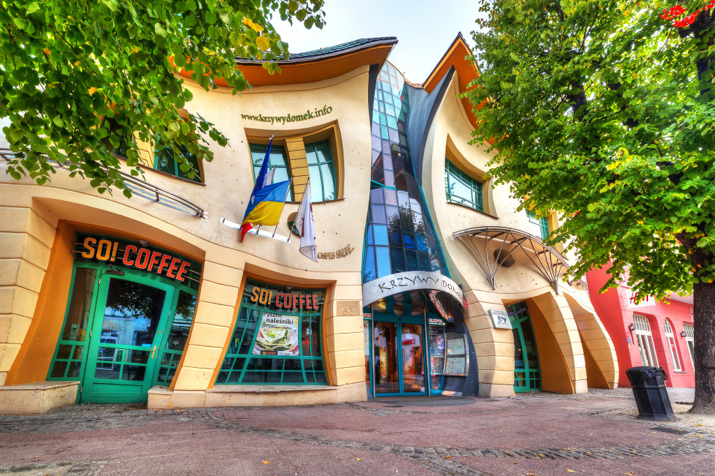 The Crooked House in Sopot, Poland jigsaw puzzle in Street View puzzles on TheJigsawPuzzles.com