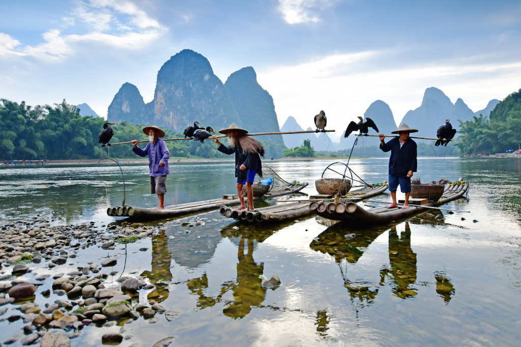 Fishermen, Li River, China jigsaw puzzle in People puzzles on TheJigsawPuzzles.com