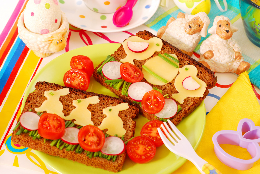 Funny Easter Breakfast jigsaw puzzle in Food & Bakery puzzles on TheJigsawPuzzles.com