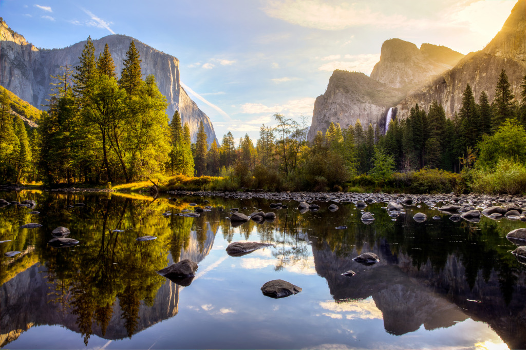 Sunrise in the Yosemite National Park jigsaw puzzle in Waterfalls puzzles on TheJigsawPuzzles.com
