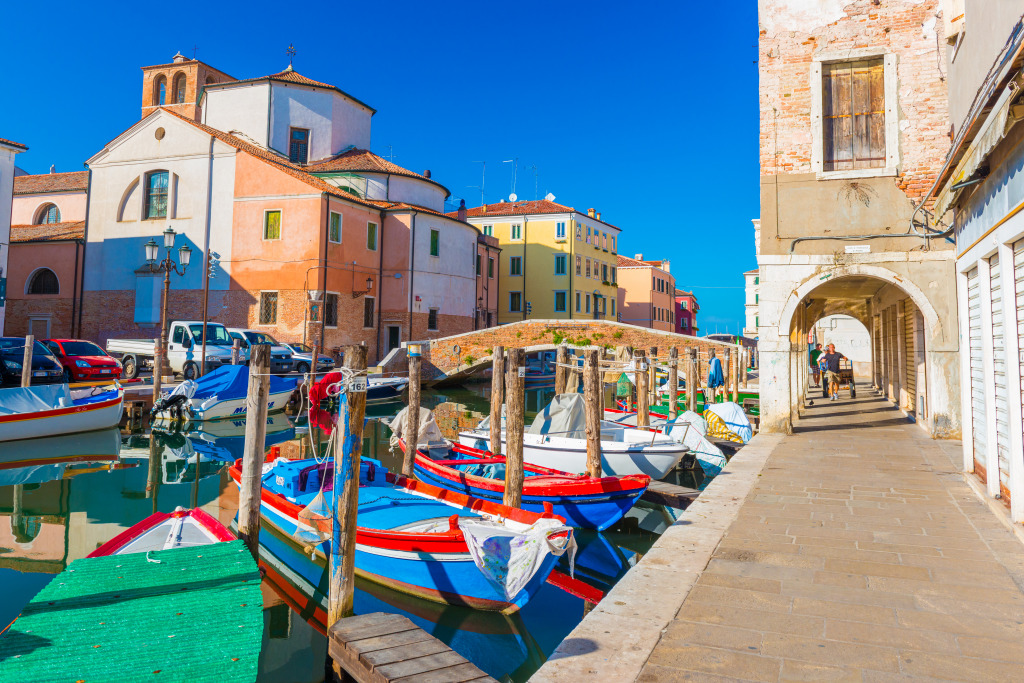 Canals of Chioggia, Italy jigsaw puzzle in Puzzle of the Day puzzles on TheJigsawPuzzles.com