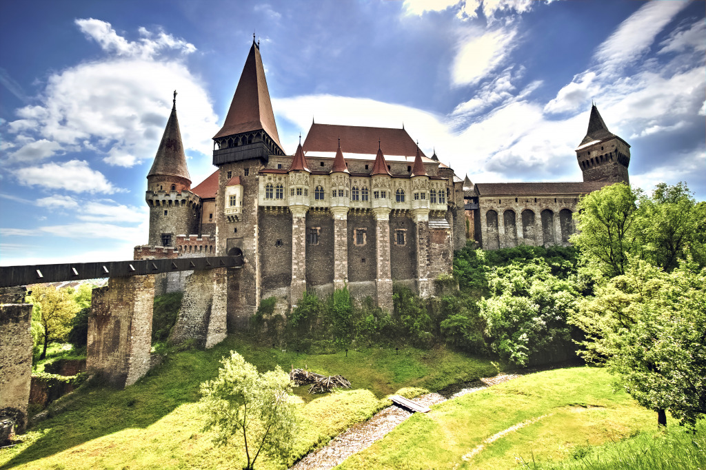 Corvin Castle, Romania jigsaw puzzle in Castles puzzles on TheJigsawPuzzles.com