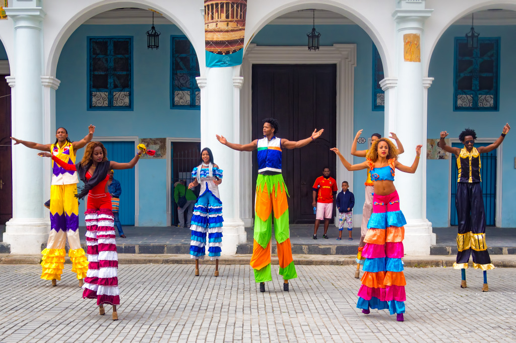 Street Dancers in Havana, Cuba jigsaw puzzle in People puzzles on TheJigsawPuzzles.com