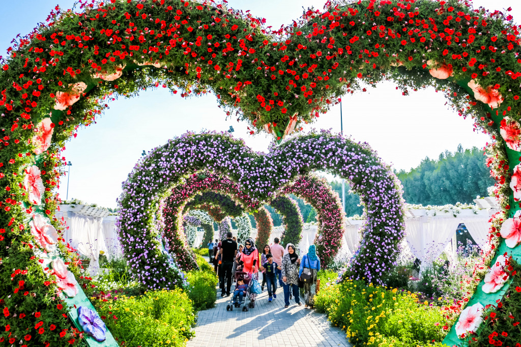 Dubai Miracle Garden jigsaw puzzle in Flowers puzzles on TheJigsawPuzzles.com