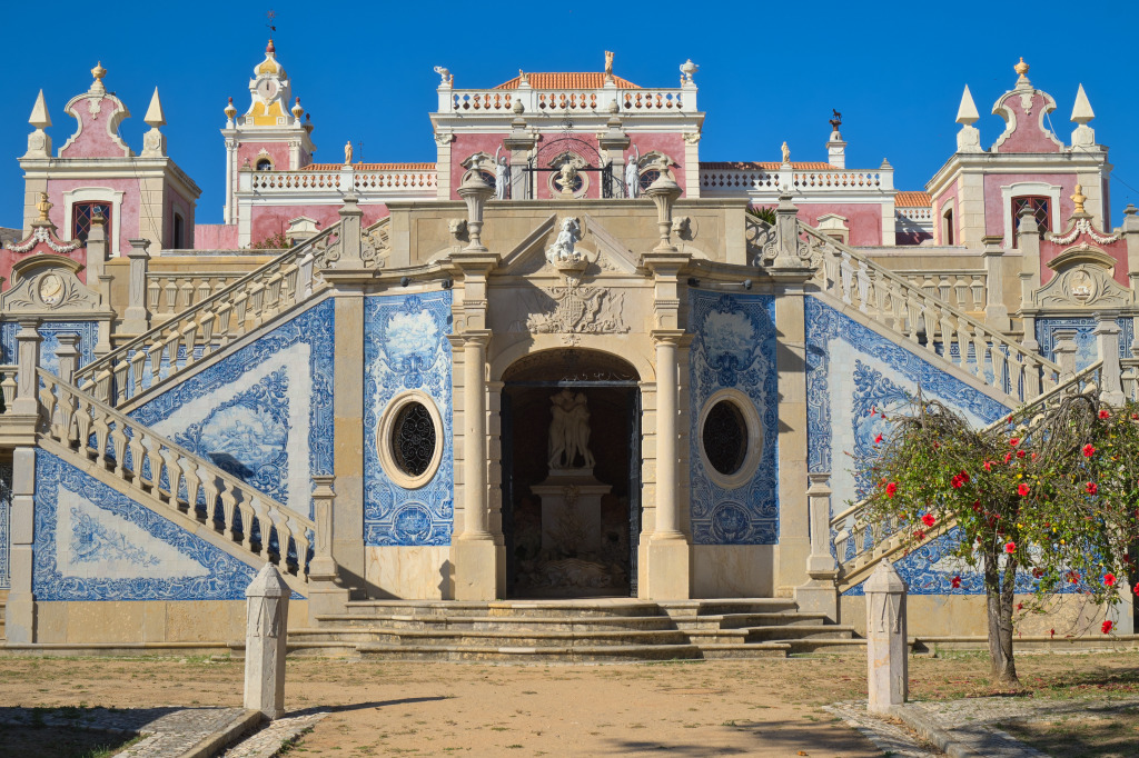 Estoi Palace, Algarve, Portugal jigsaw puzzle in Castles puzzles on TheJigsawPuzzles.com